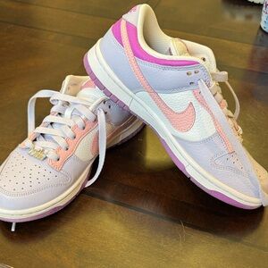 Nike Women's Pastel Pink and Lavender Sneakers